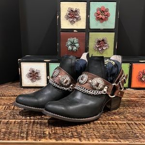 Freebird by Steven Mystic ankle boots